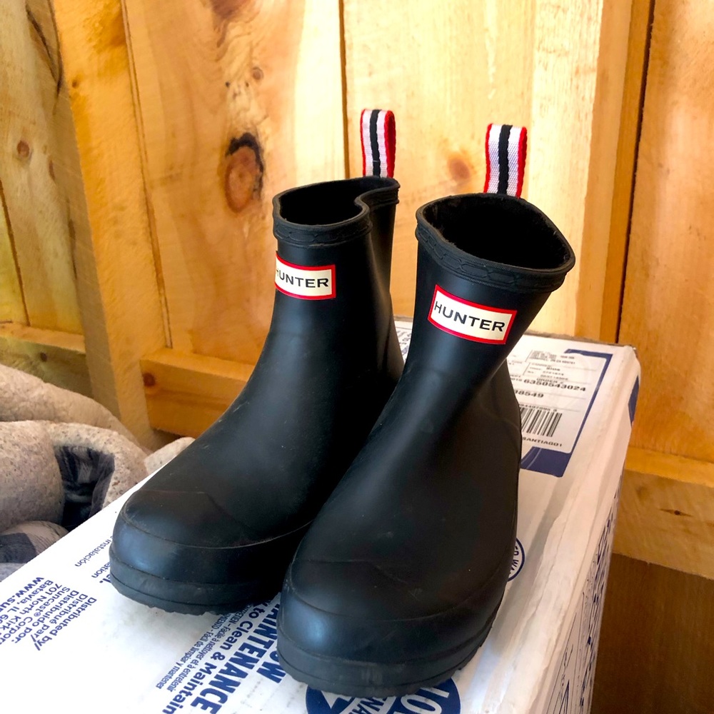 Short Hunter Boots!  EUC